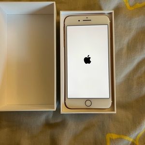 iPhone 7 PLUS Rose Gold 128GB Excellent Condition come with box Apple
